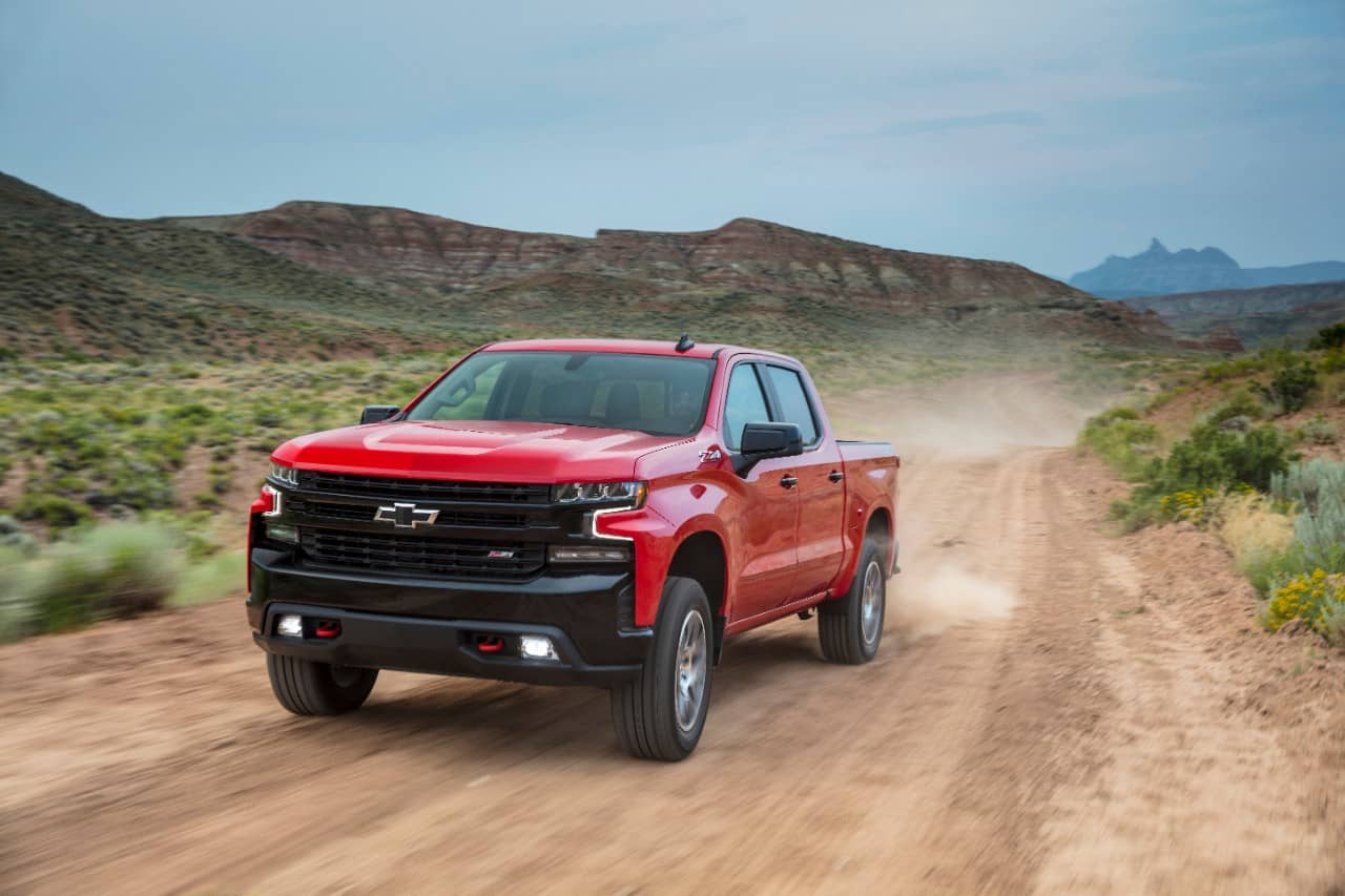 14444 Photo Exterior Chevrolet Silverado Trail Boss 2021 in UAE