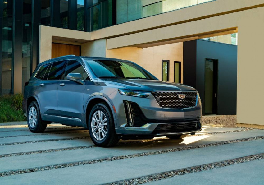 8746 Photo Exterior Cadillac XT6 Luxury 2021 in Saudi Arabia