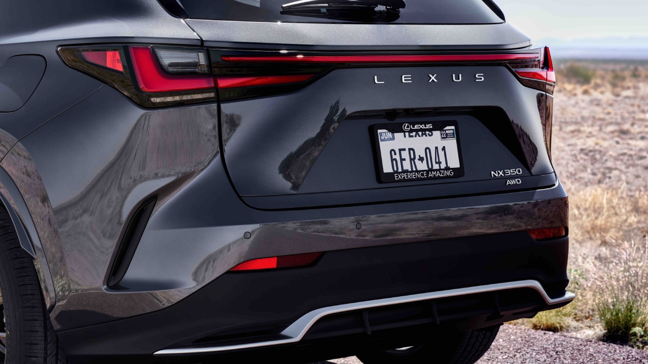 50362 Photo Exterior Lexus NX 2025 in UAE