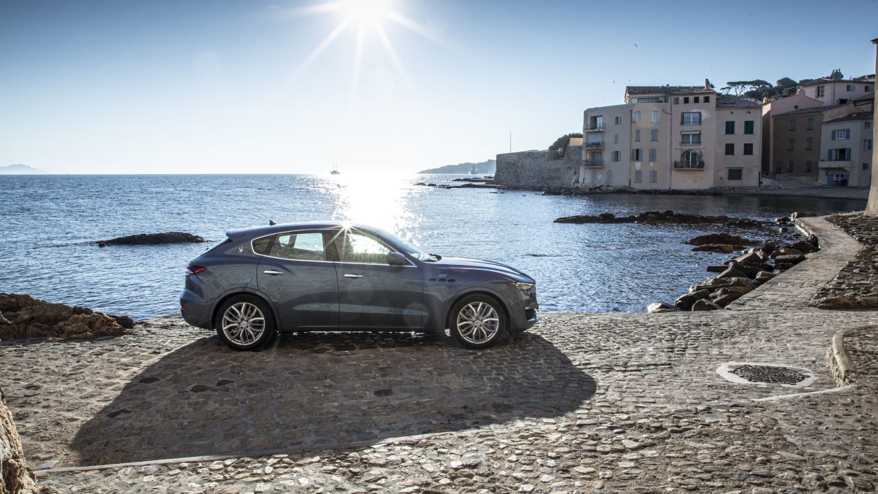 47642 Photo Exterior Maserati Levante 2024 in UAE