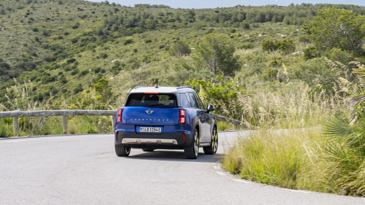 51717 Photo Exterior Mini Countryman Electric 2025 in Saudi Arabia