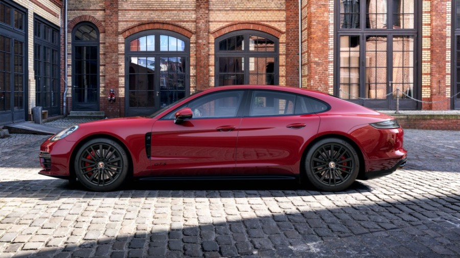 3298 Photo Exterior Porsche Panamera GTS 2021 in UAE