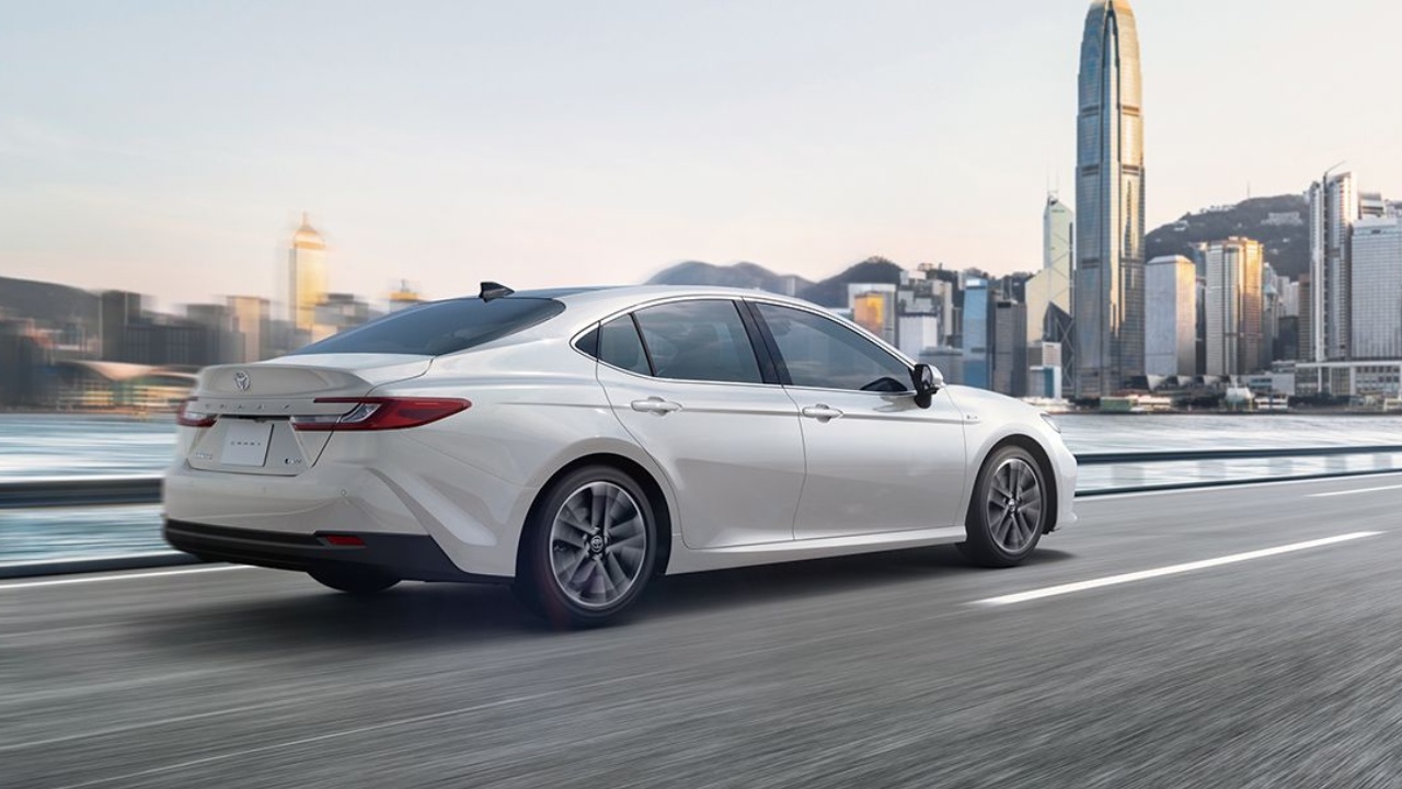 Prices and Specifications for Toyota Camry 2025 in Saudi Arabia ...