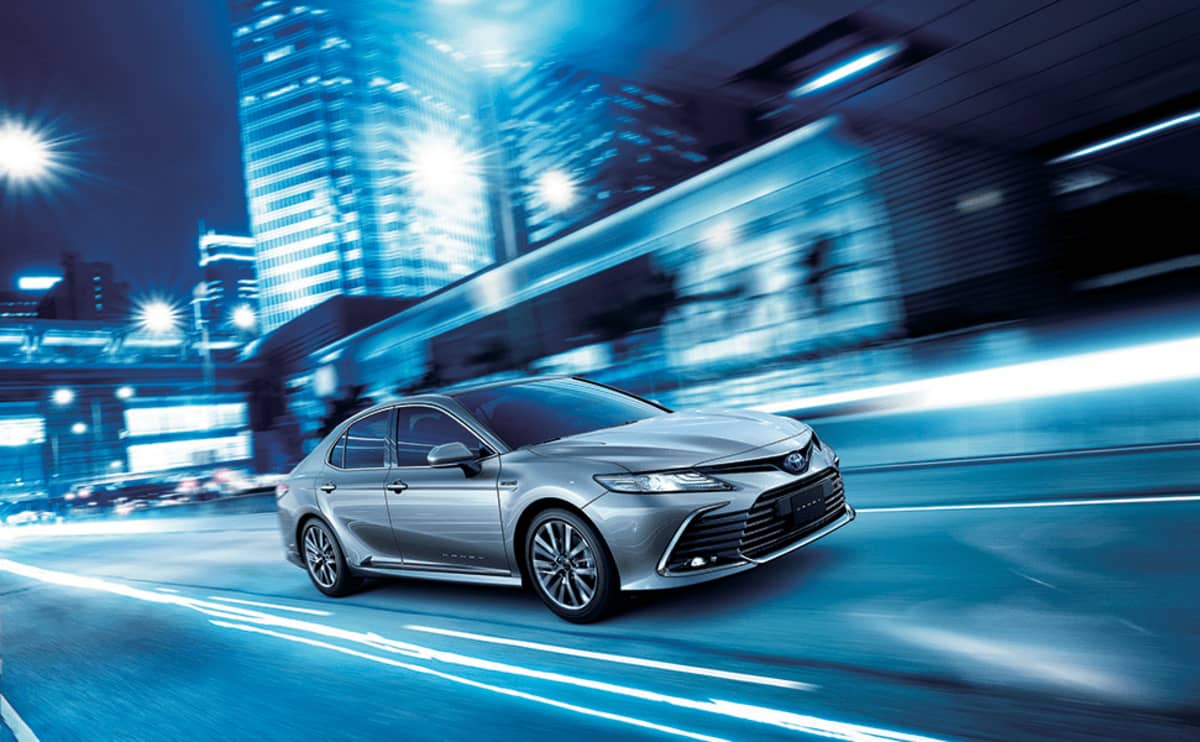Prices and Specifications for Toyota Camry HEV LUMIERE 2022 in Saudi