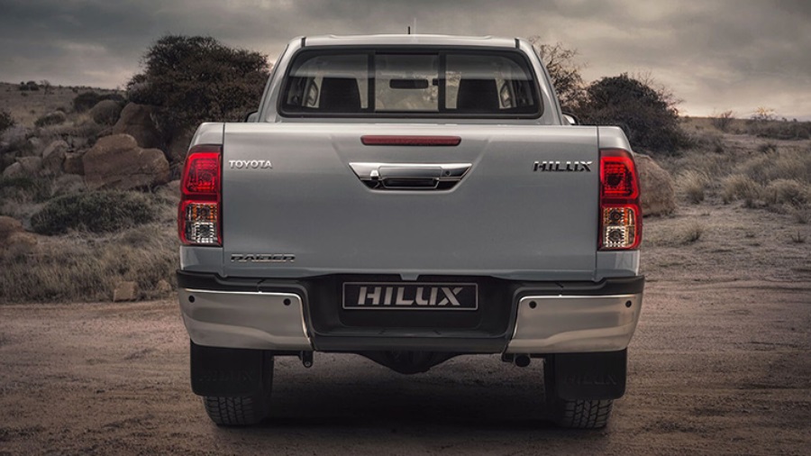 Prices and Specifications for Toyota Hilux GLX Single Cabin 2.7L 4x4 ...