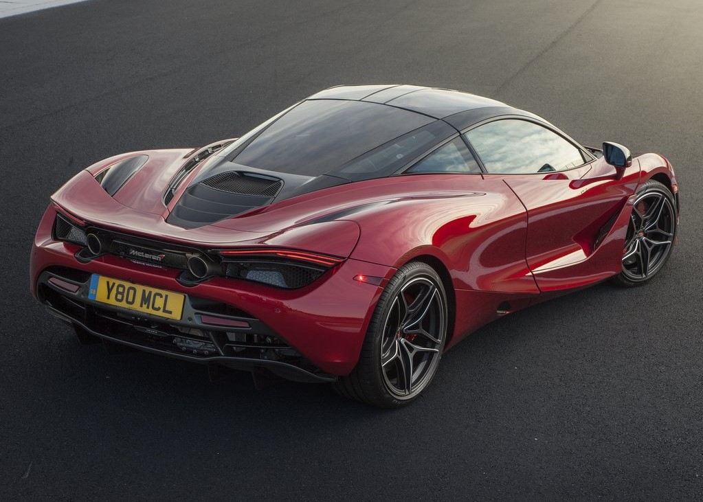 17323 Photo Exterior McLaren 720S STD 2022 in Saudi Arabia